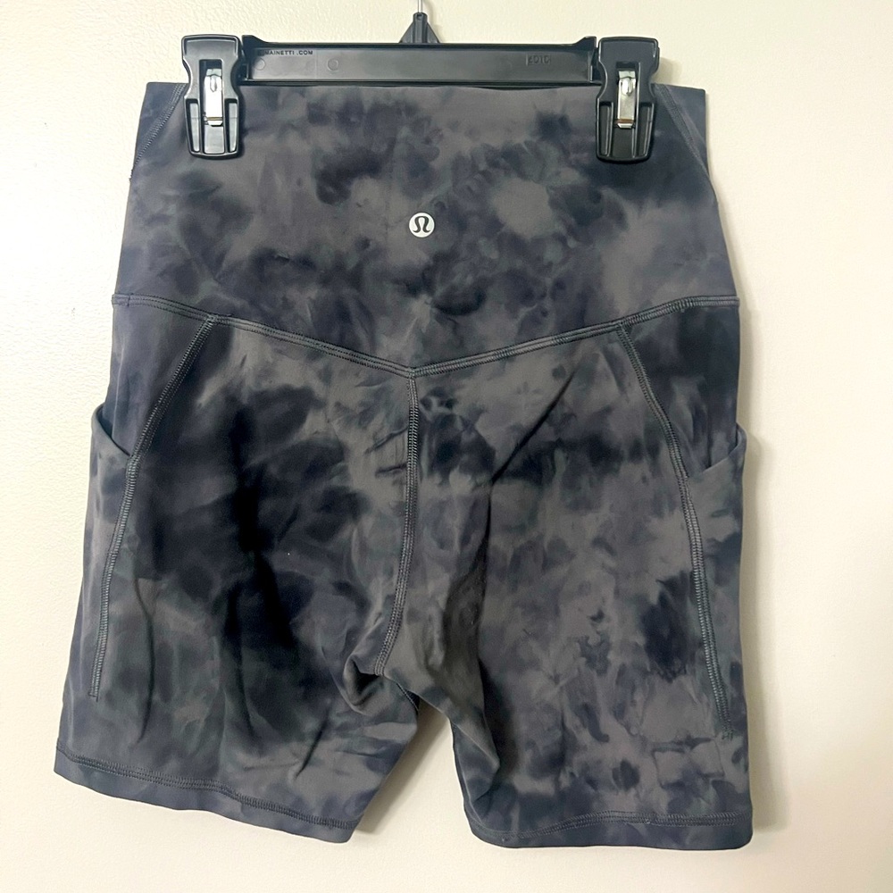 Lululemon Align shorts. Size 6.